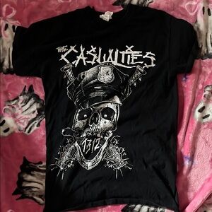 Gildan Black Graphic Tee with Skull Design